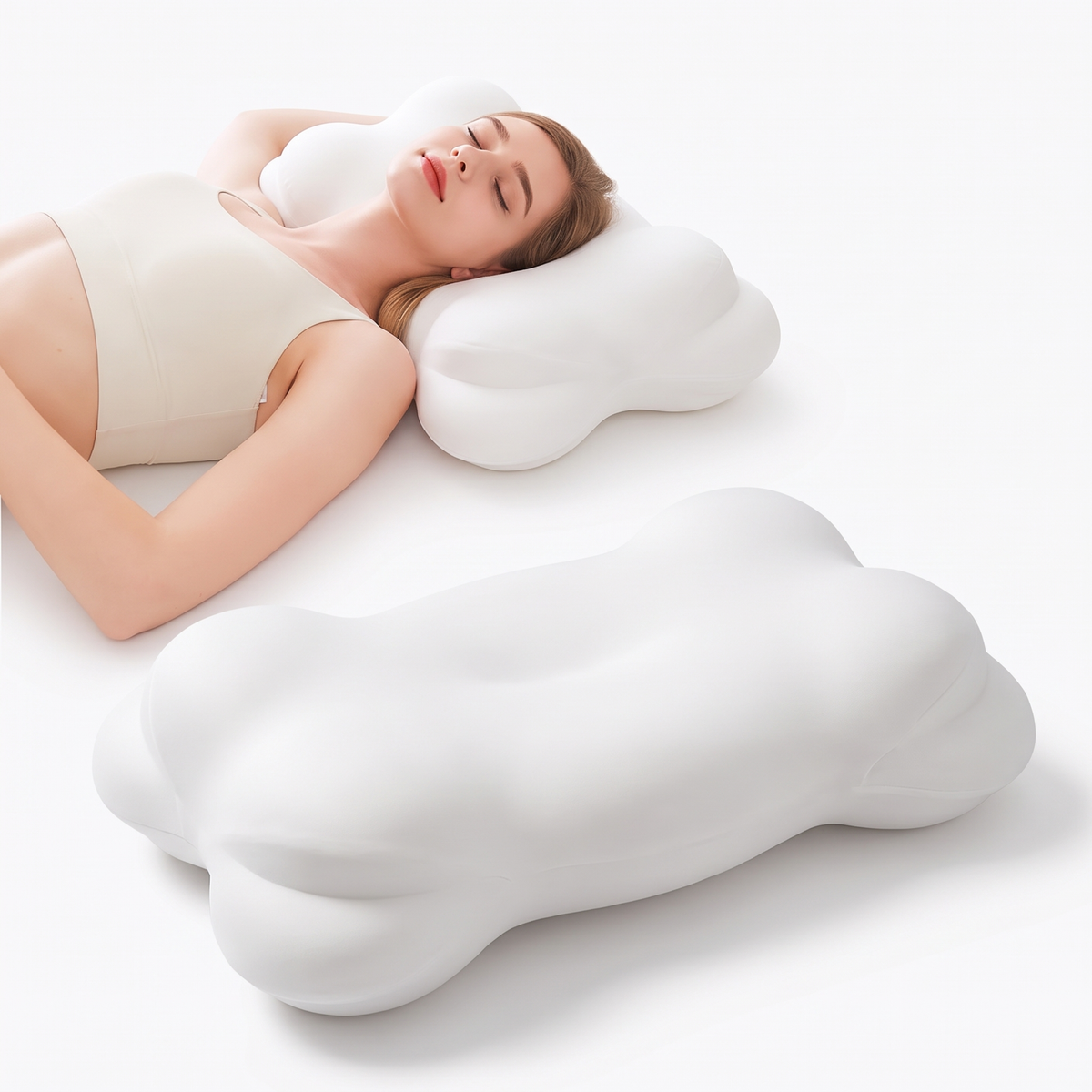 Oreiller papillon en mousse à mémoire de forme utilisé au repos dans une chambre lumineuse